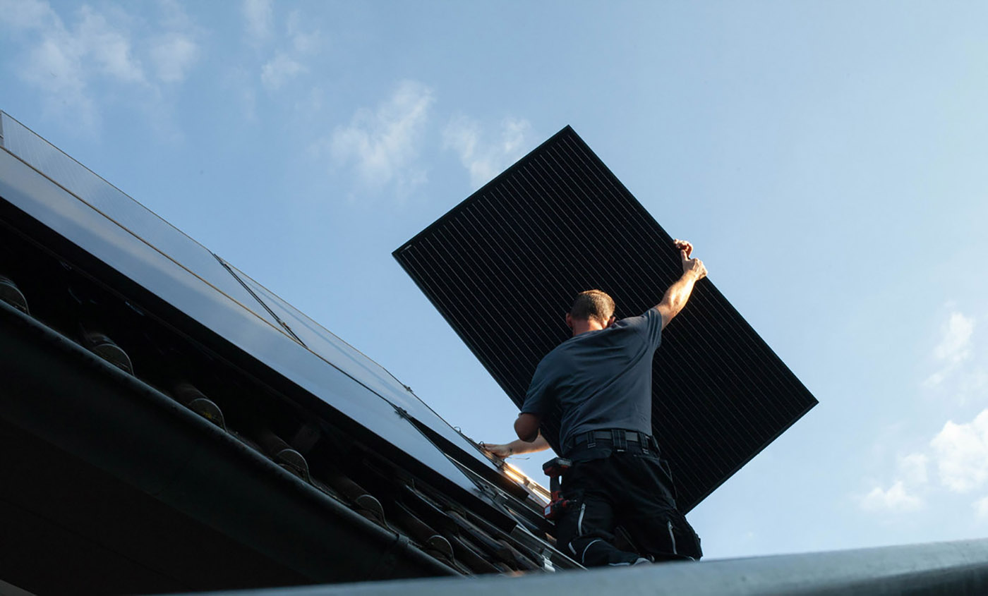 Photovoltaikanlage inklusive Installation vom Anbieter in Ihrer Nähe